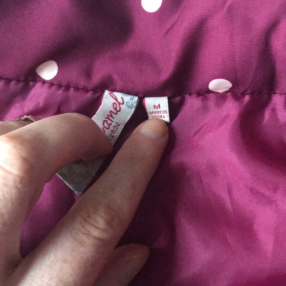 Maroon quilted full zip vest - Picture 7 of 7